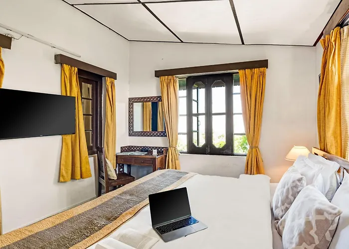 Saffronstays Kashi Villa