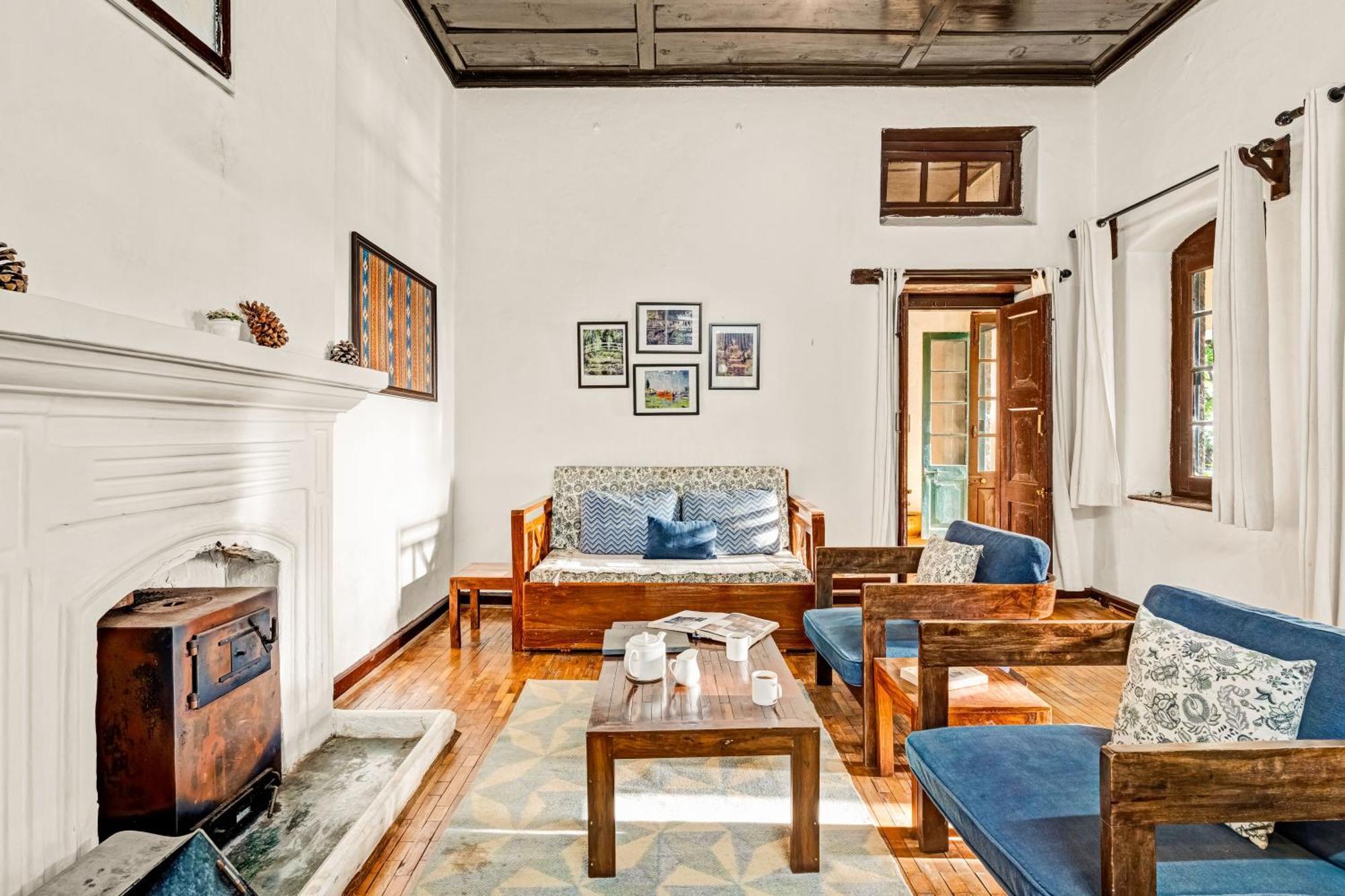 Saffronstays Kashi Villa Kasauli