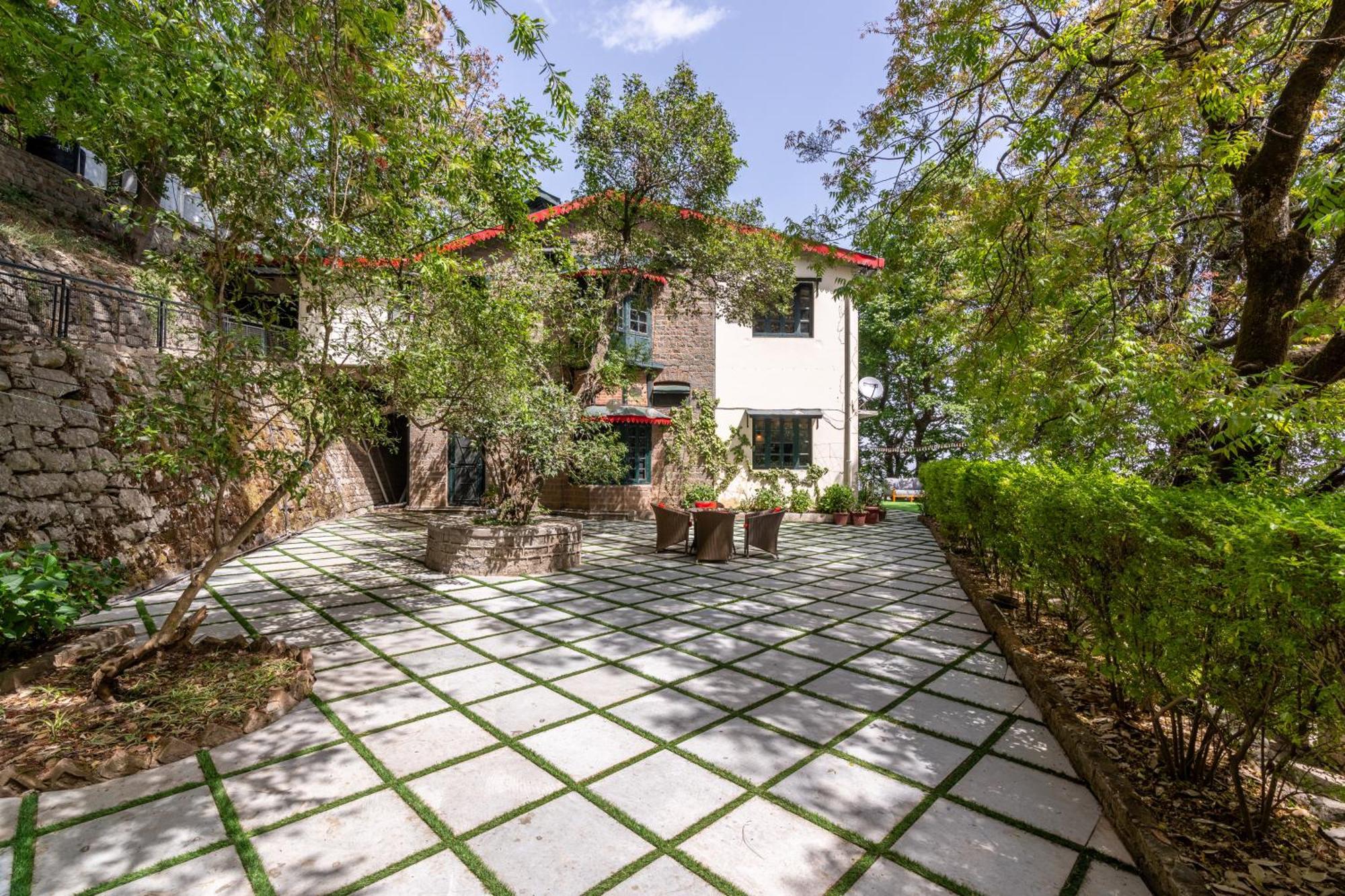 Saffronstays Kashi Villa