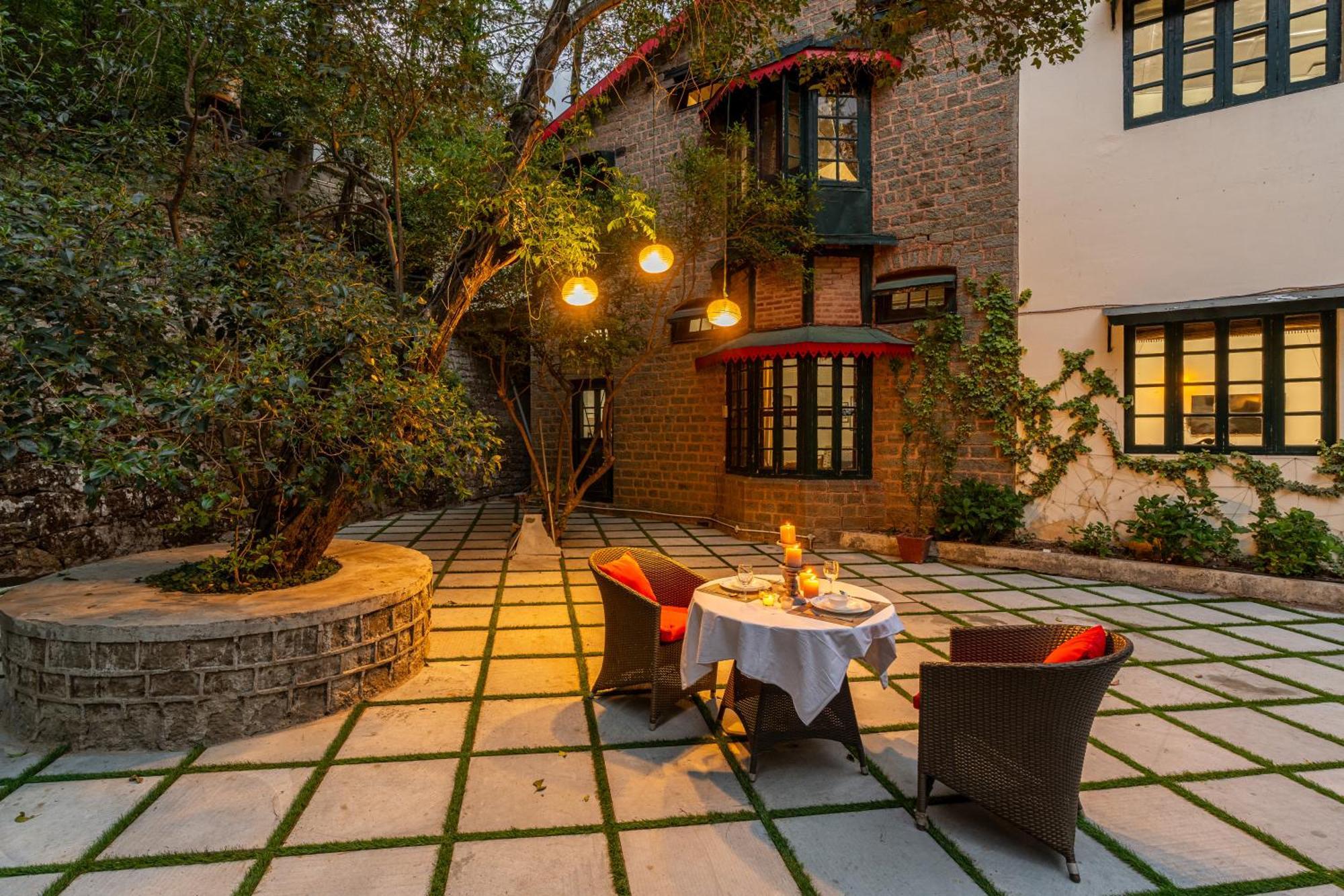 Saffronstays Kashi Villa