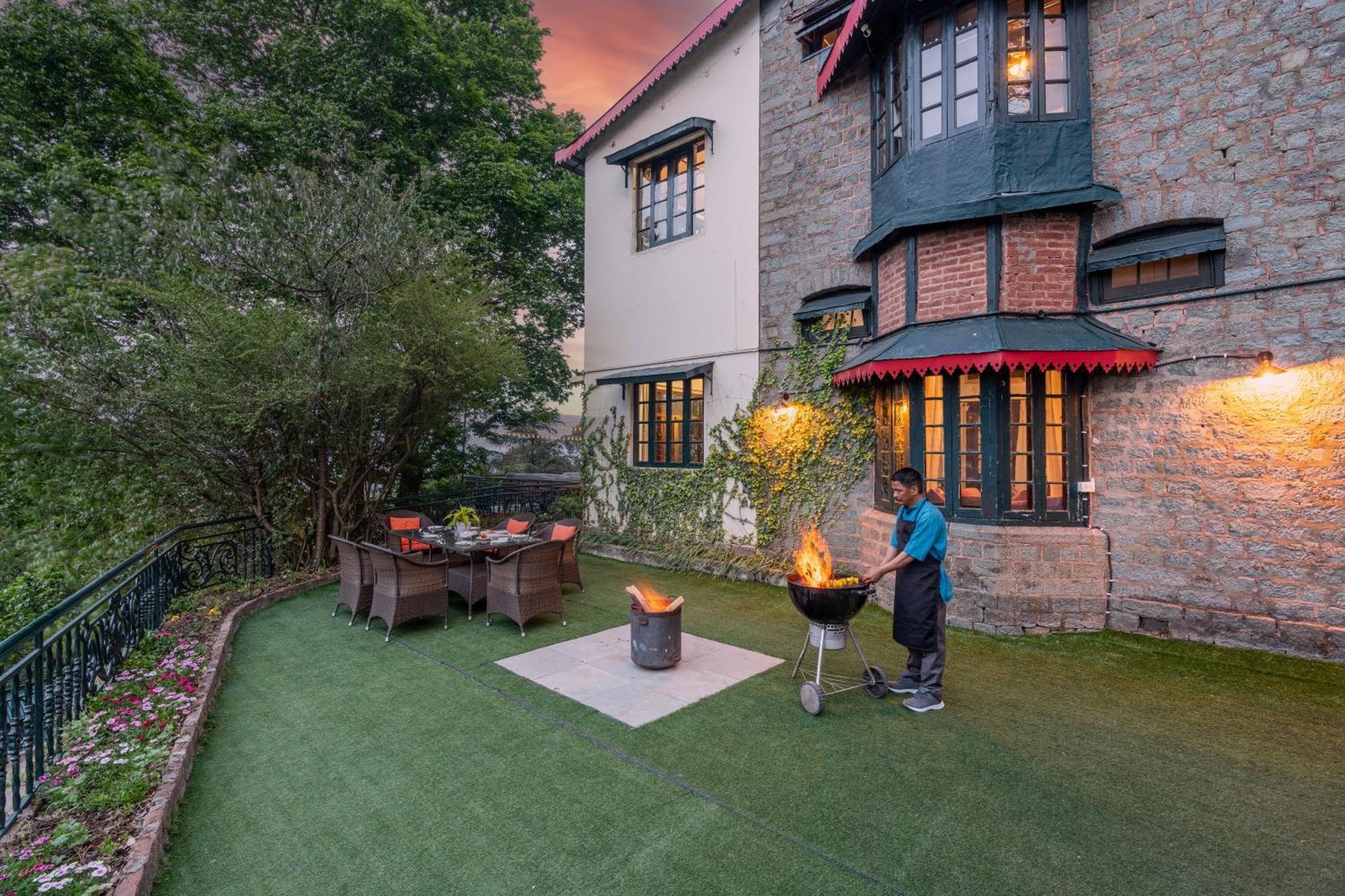 Saffronstays Kashi Villa